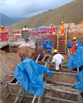 Construcción de losas modulares en Mina Cerro Lindo